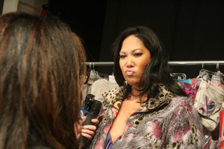Illustration for article titled The Many Ridiculous Faces Of Kimora Lee Simmons